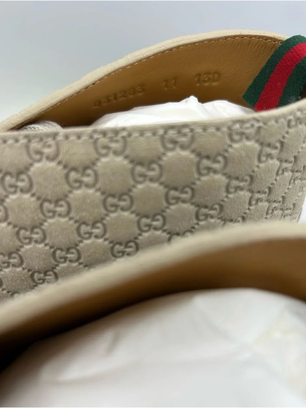 Men's Gucci suede GG embossed desert boots in oatmeal size 11 made in Italy